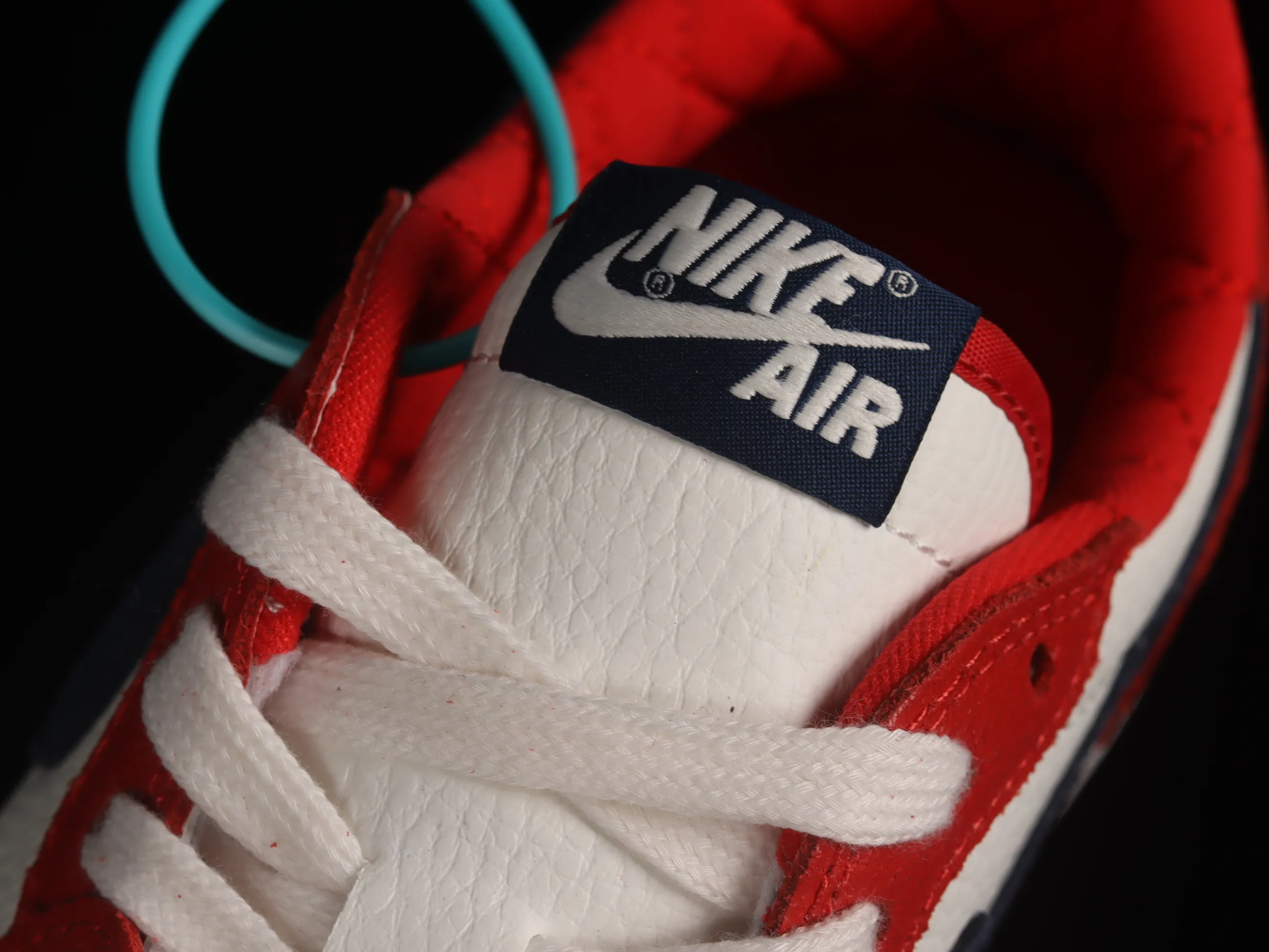 All categories Air Jordan Jordan series basketball shoes Air Jordan 1 Low Z version Air Jordan 1 Low OG "Shattered Backboard" AJ1 Joe 1 customized version white buckle shredded low-top basketball shoes CZ0790-100